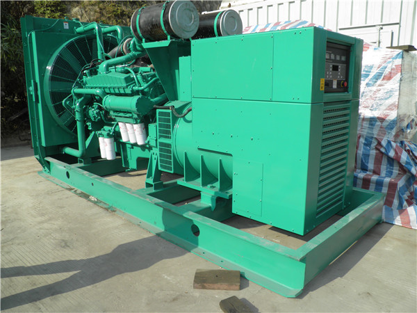 潮阳发电车出租-柴油发电机散热器怎样散热
