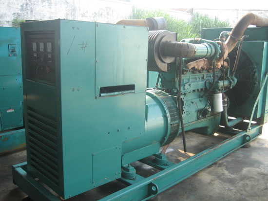 潮阳租赁发电机- 发电机碳刷磨损的原因是什么