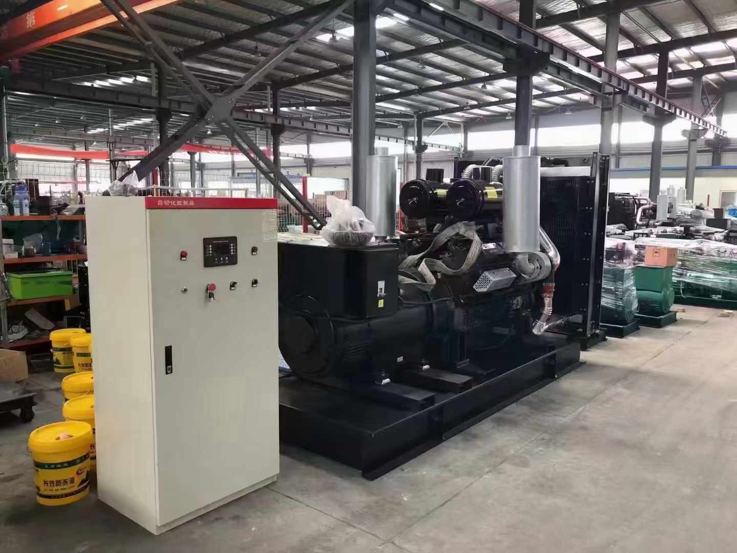 潮阳柴油发电机运行时的噪音和振动水平如何？