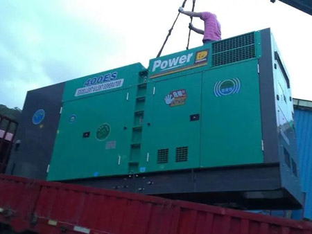 潮阳柴油发电机组转速不稳定时，如何对发动机进行维护？