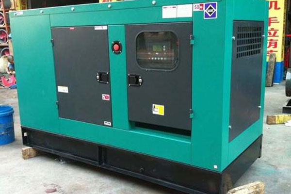 潮阳如何检查机油的使用时间？